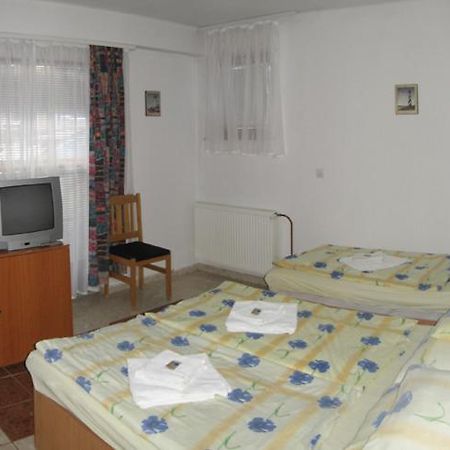 Nadix Panzio Debrecen Phòng bức ảnh