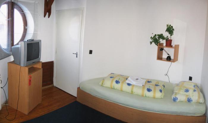 Nadix Panzio Debrecen Phòng bức ảnh